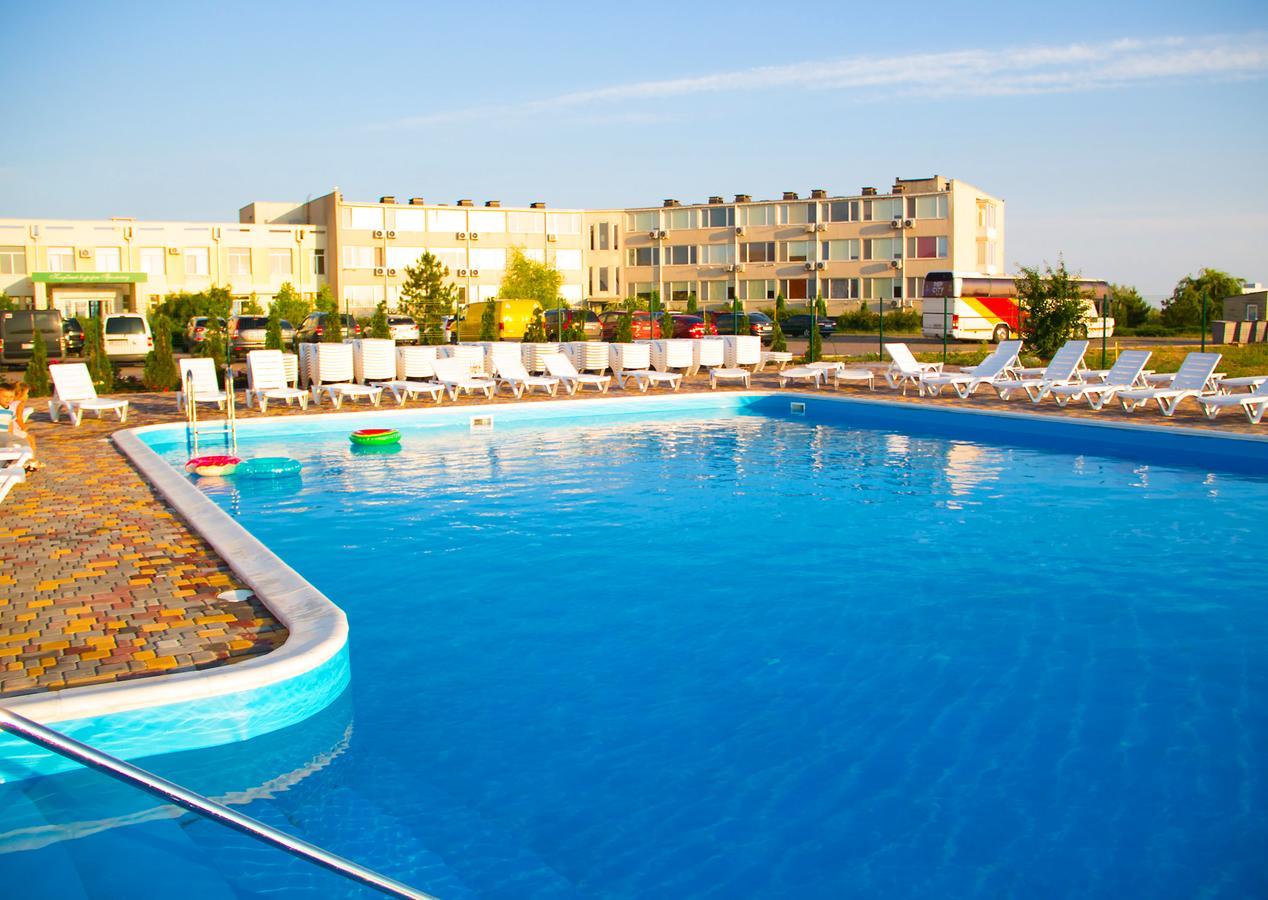 Hotel Promenad 자토카 외부 사진